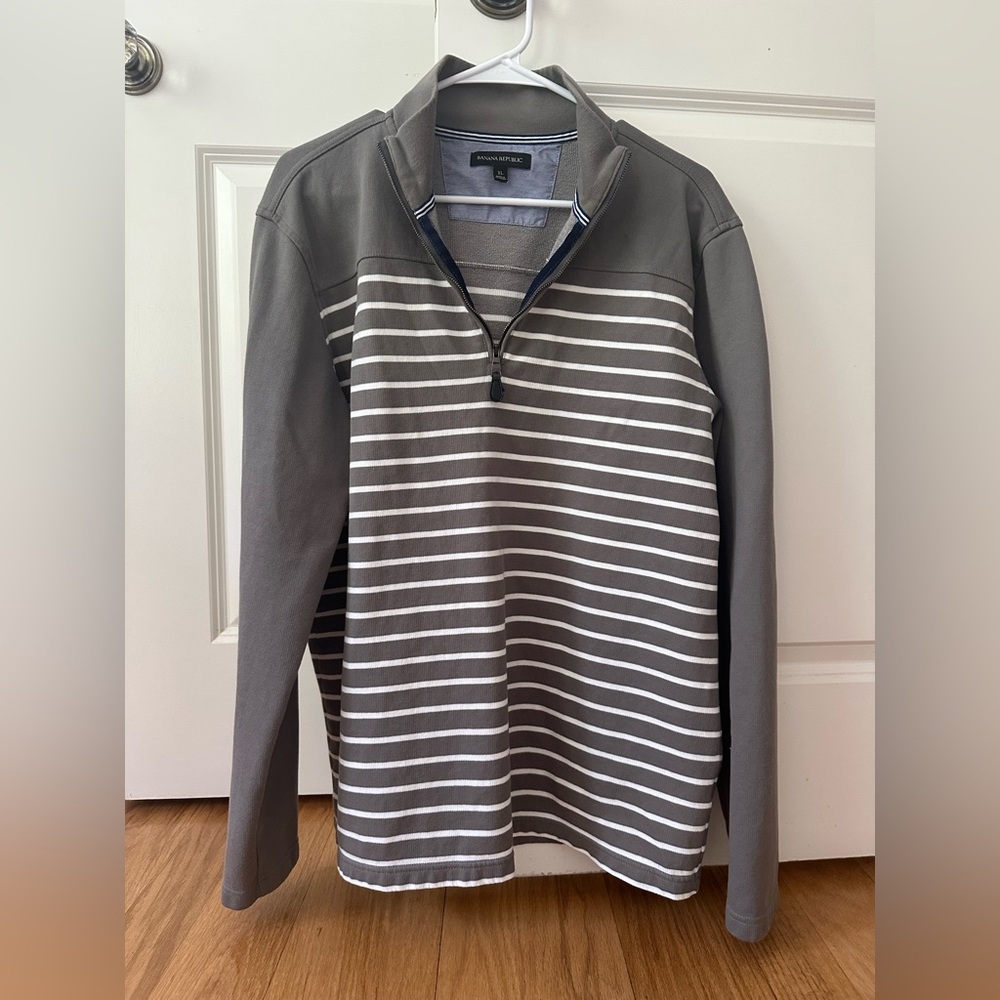 Banana Republic Pullover